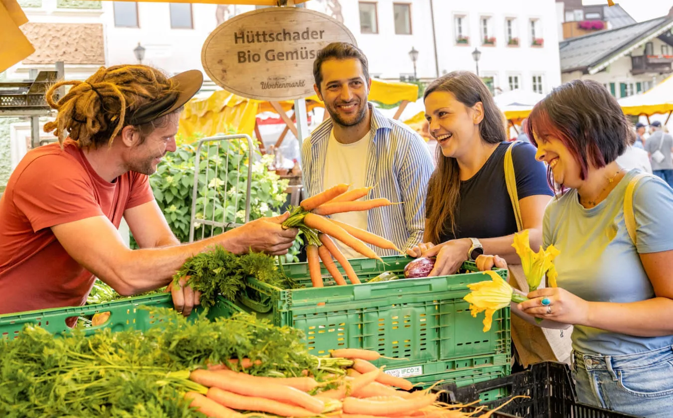 Herbstbeginn-am-Wochenmarkt-